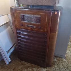 Vintage  Radio   