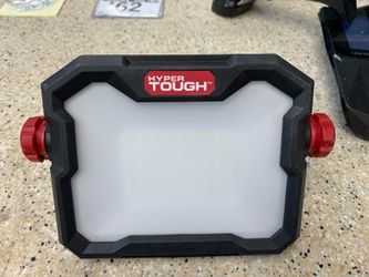 Hyper tough light
