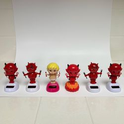 Lot of (6) NOS Solar Powered Dancing Valentine’s  Day Decorations