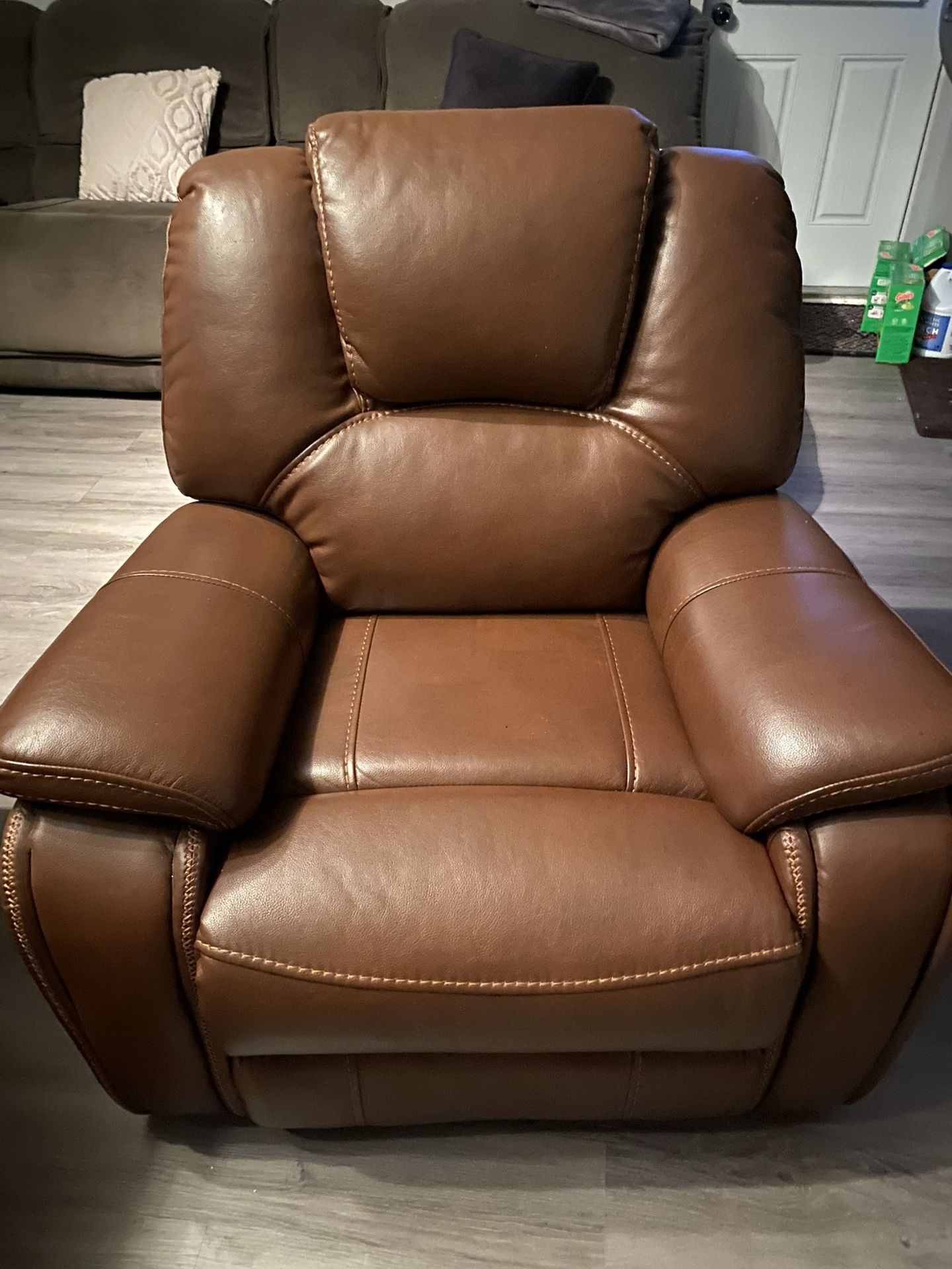 Recliner Chair. No Rocking Chair - Manual -  Like New