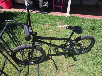 Verde BMX bike