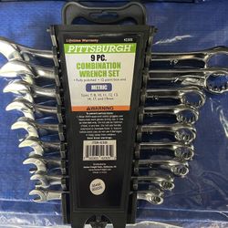 9 Piece New Wrench Set $10