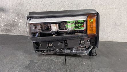 2024-2025-2026 TOYOTA LAND CRUISER LEFT HEADLIGHT OEM USED #11323