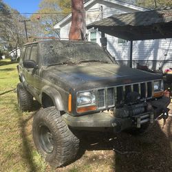 2000 Jeep Cherokee