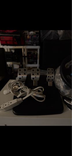 G29 Logitech set for gaming, streaming and etc