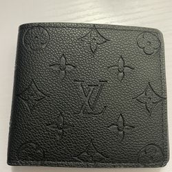 Black Wallet l V Imprinted New 