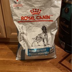 Pending: Royal Canin Hydrolyzed Protein Dog Food