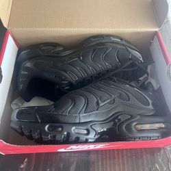 Nike Air Max Plus All Black – Size 10.5 – Brand New with Box