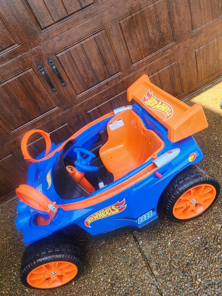 *** HOT WHEELS POWER WHEELS ***