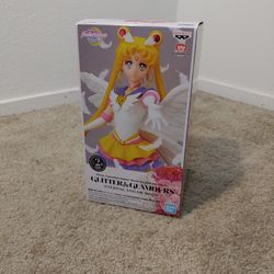 Eternal Sailor Moon Figure