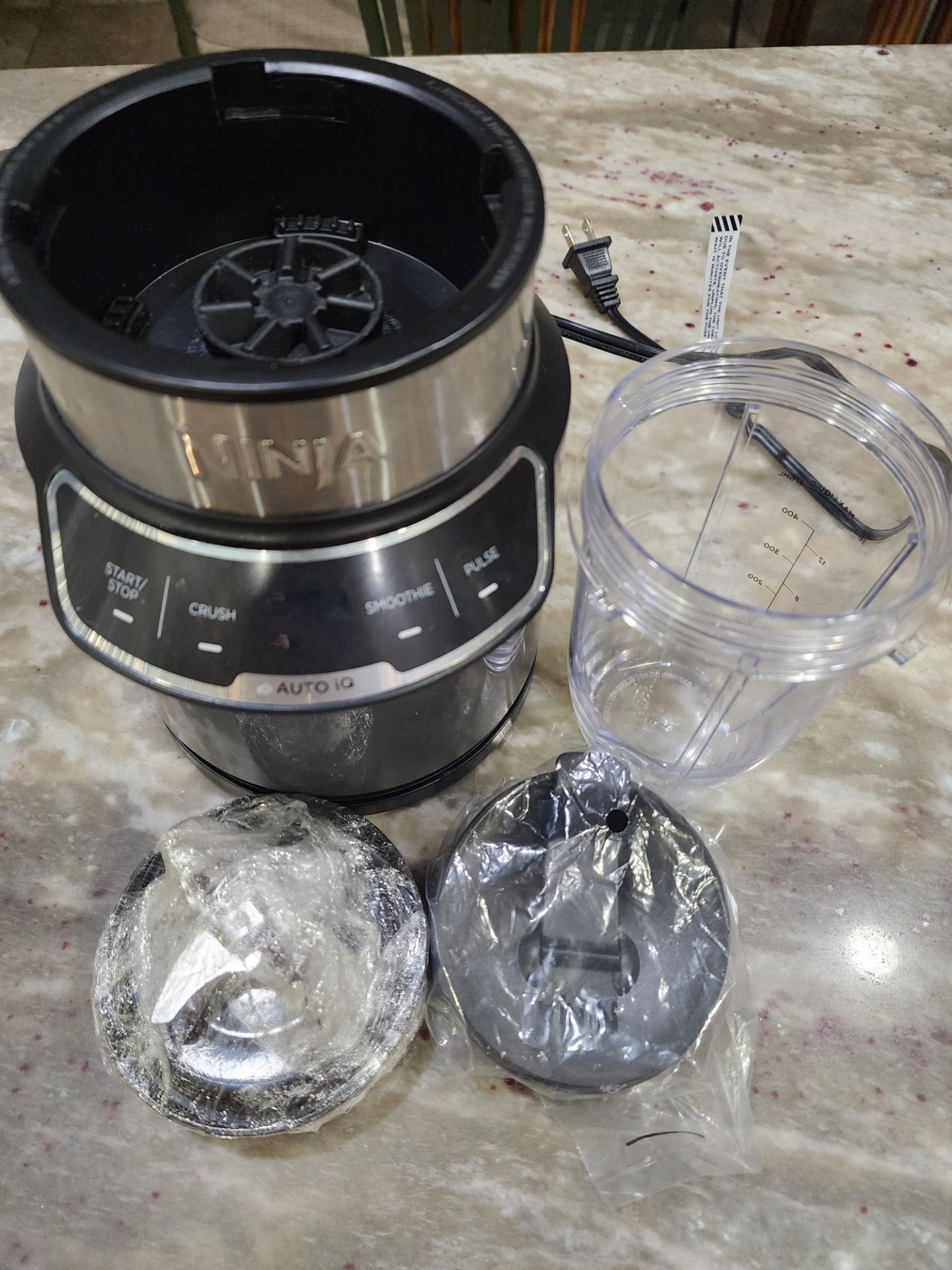 Ninja Blender System – Complete Set – Like New Never used.
Complete Ninja blender system in excellent like-new condition.