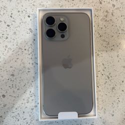 iPhone 15 Pro Max
