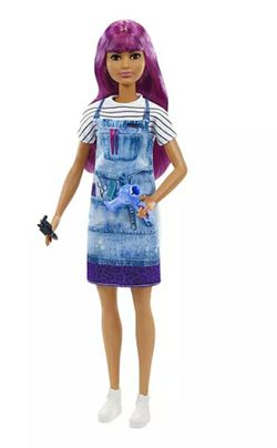 BARBIE SALON STYLIST DOLL