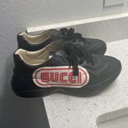Gucci GG Black & Red Sz 9.5 