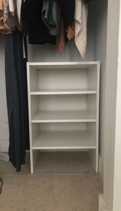 Shelf organizer