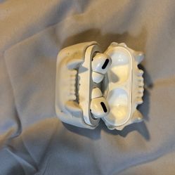 Gen 1 Apple Air Pod Pros 