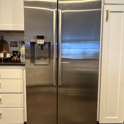Samsung Side by Side Refrigerator