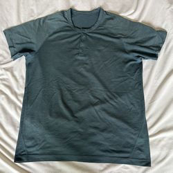 Lululemon Men’s Shirt 