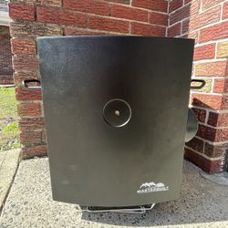Masterbuilt Digital Electric Smoker