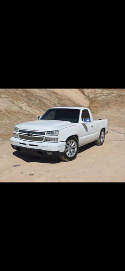 2006 chevy (single cab)