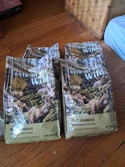 Taste of the Wild Pine Forest Grain-Free Dry Dog Food with Venison, 5lb 4 bags