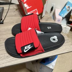 Size 11 - NIKE Offcourt Adjust Slide University Red-White-Black / DQ9624-600
