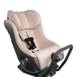 NEW! Clek Fllo LATTE ZIP convertible Car Seat 