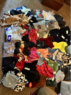 NWT 85+ Item Women’s Clothes Lot Reseller Nautica Calvin Klein SKIMS Target