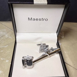 Cuff links and tie pin