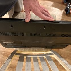 TV Insignia Smart 32”