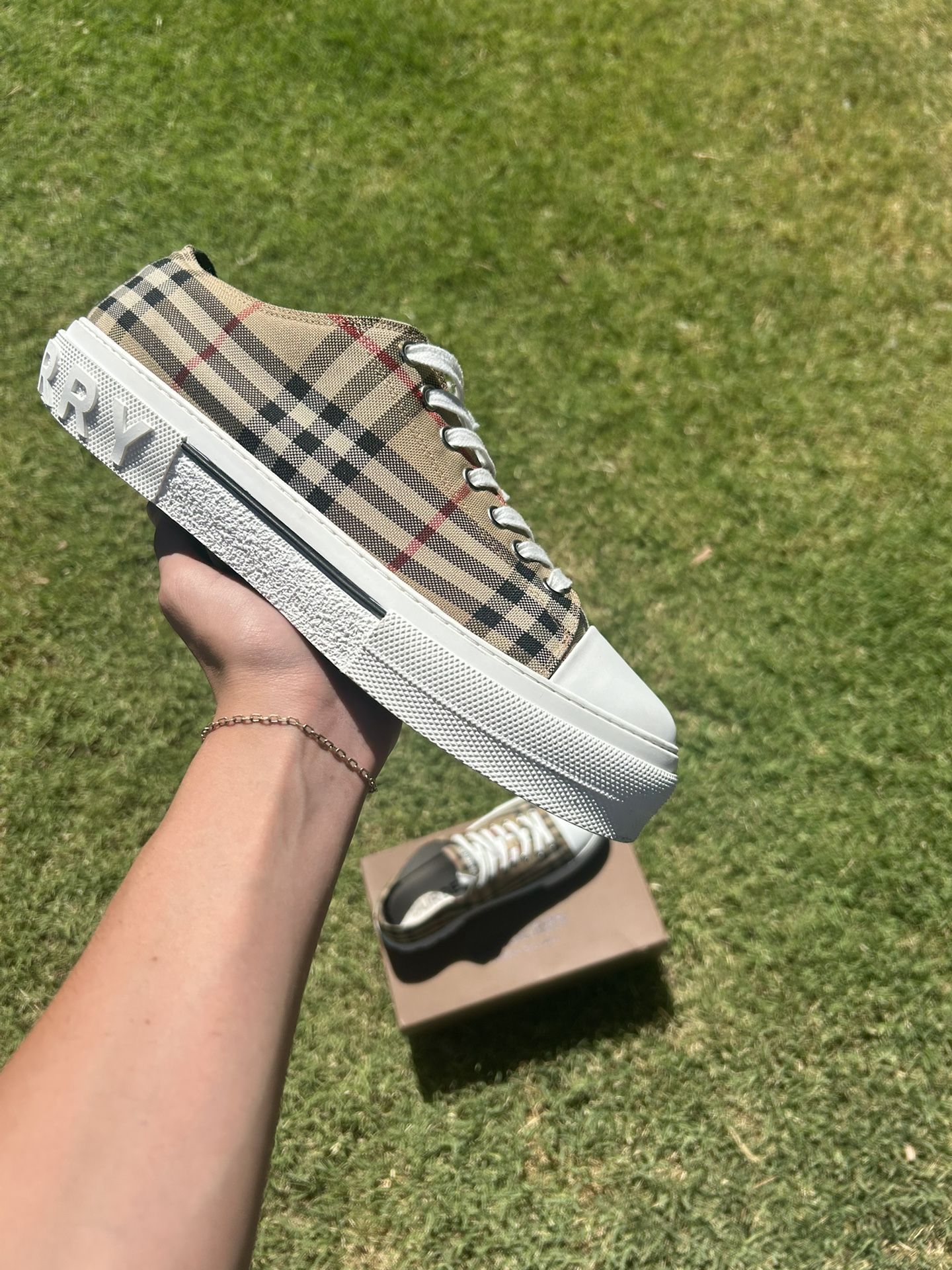 Burberry shoes