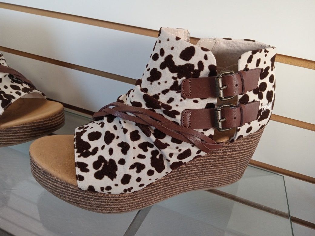 Cow Print Wedges SiZE 10