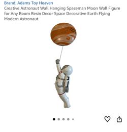 New Wall hanging Astronaut Resin Decor