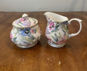 Golden Crown Sugar Bowl and Creamer Set - Fine Bone China 