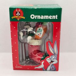 New Bugs Bunny Carrot Stocking Santa Christmas Ornament 1998 Looney Tunes Paint

Brand new,  never displayed 

Looney Tunes by Matrix

Box has some we