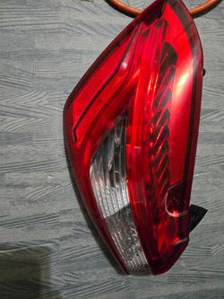 Maserati ghibli driver side rer break light