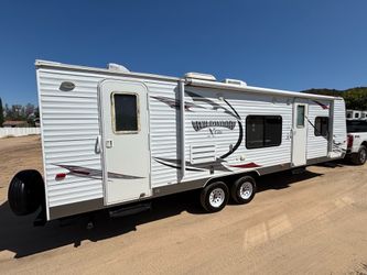 2013 forest river x-lite wildwood sleeps 9 bunk house with slide out