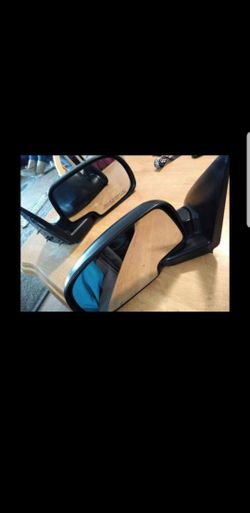 Chevy Silverado an GMC side mirrors came off my 04 Silverado