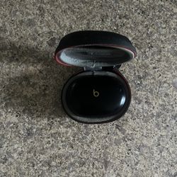 Wireless Beats Studio Buds With Case