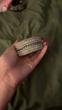 Bracelet