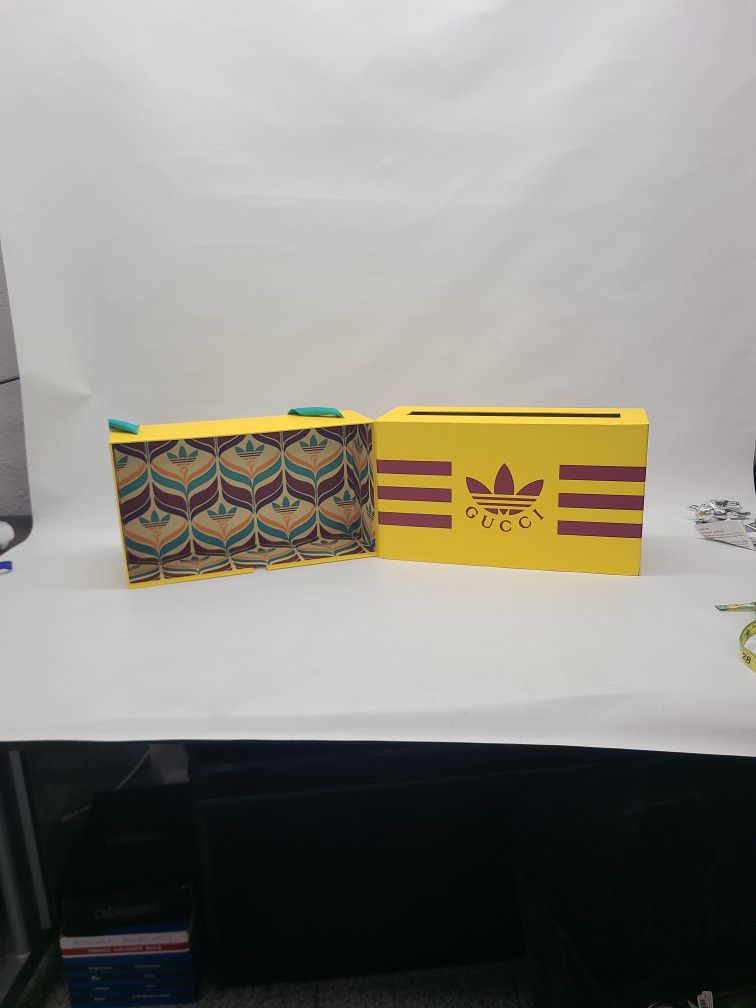 Gucci x Adidas 100% Authentic RTW Gift empty Box with/ Handle