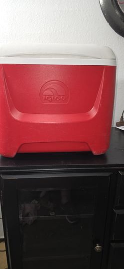 Igloo cooler