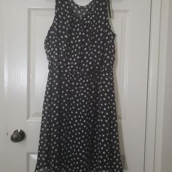 Woman's Formal Dress Size 18