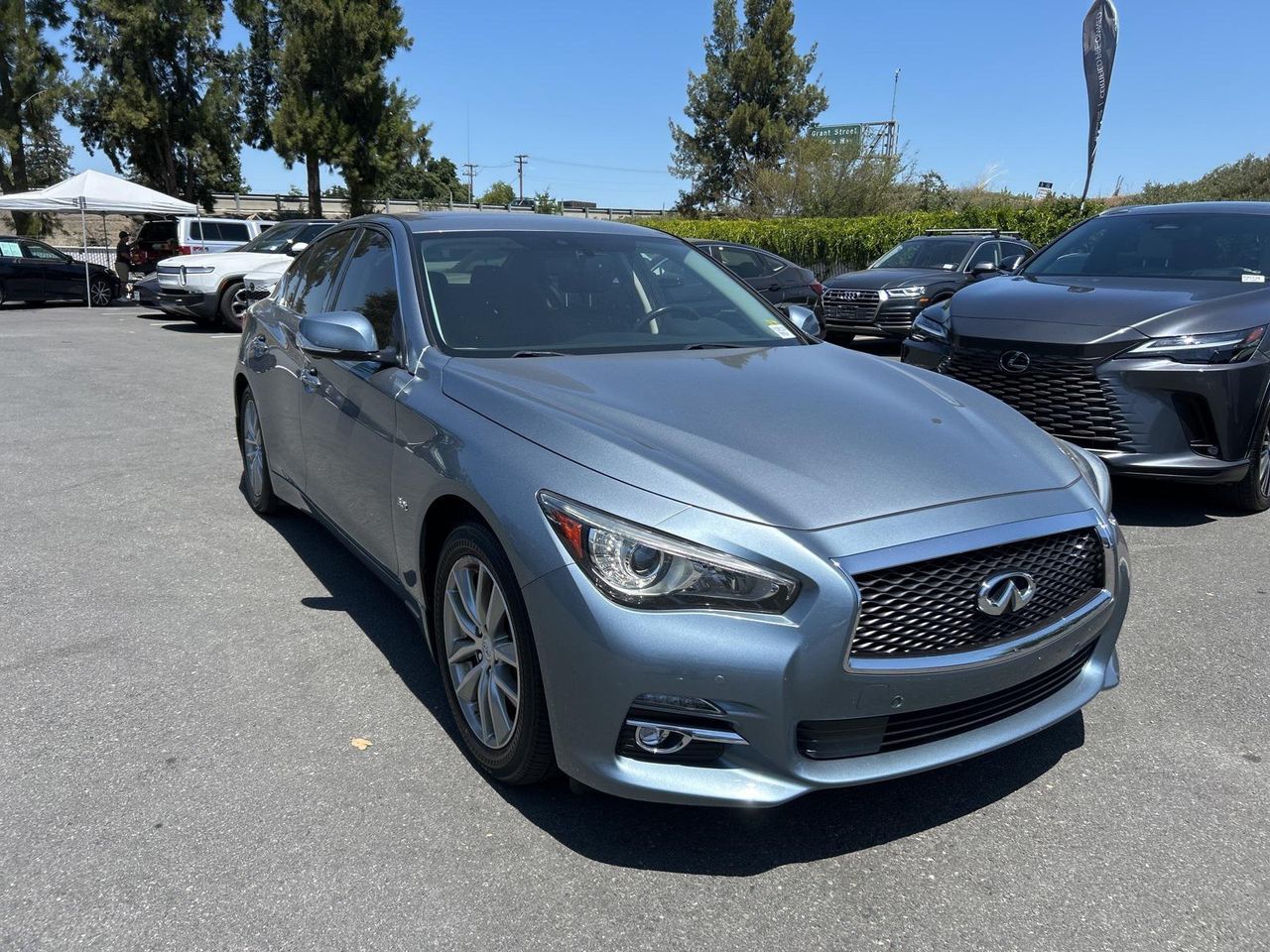 2017 INFINITI Q50