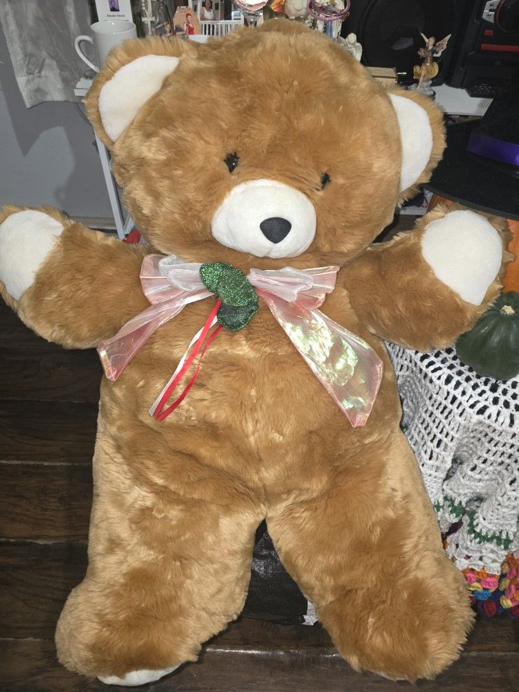 Big Christmas Bear 