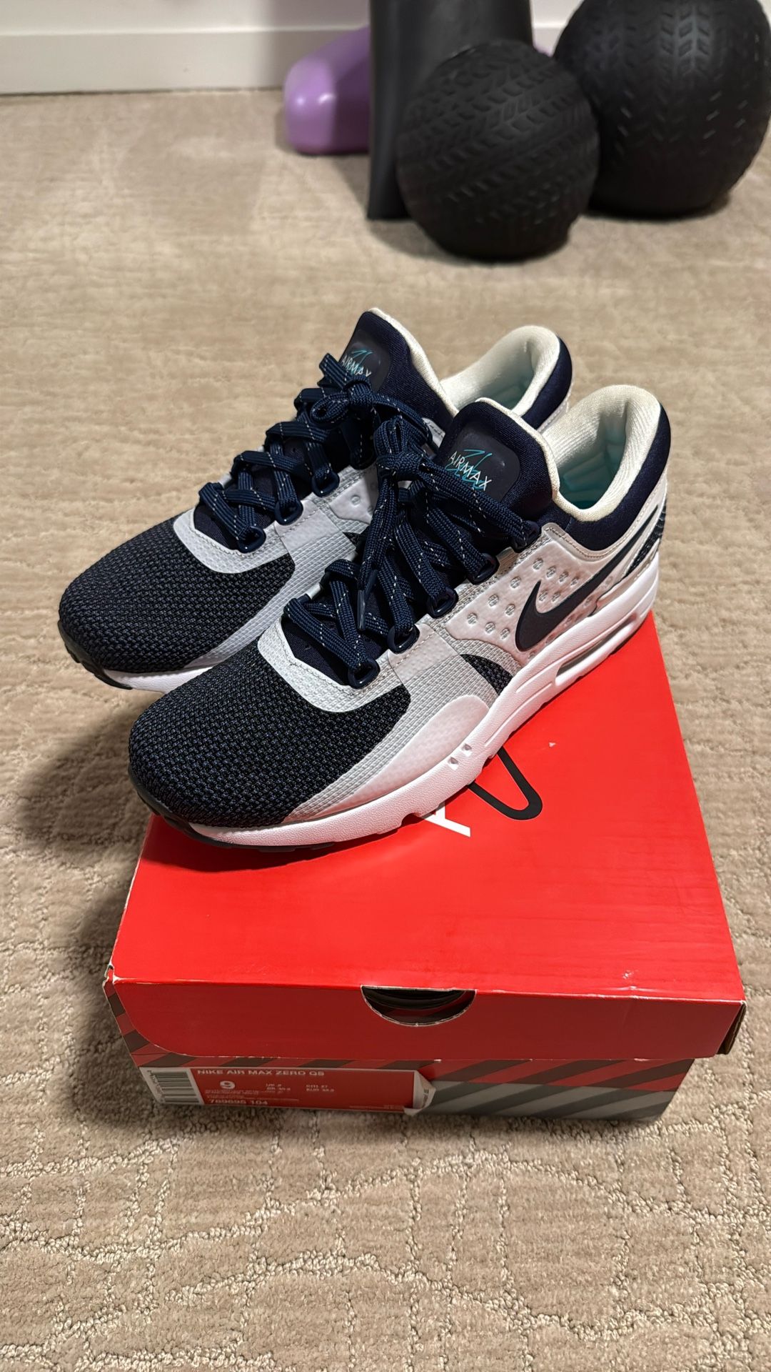 Nike Air Max Zero QS - Brand New - Men’s 9