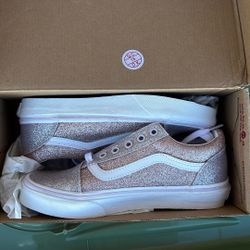 20$ PINK VANS SIZE 2 GIRLS 