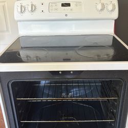 GE electric stove