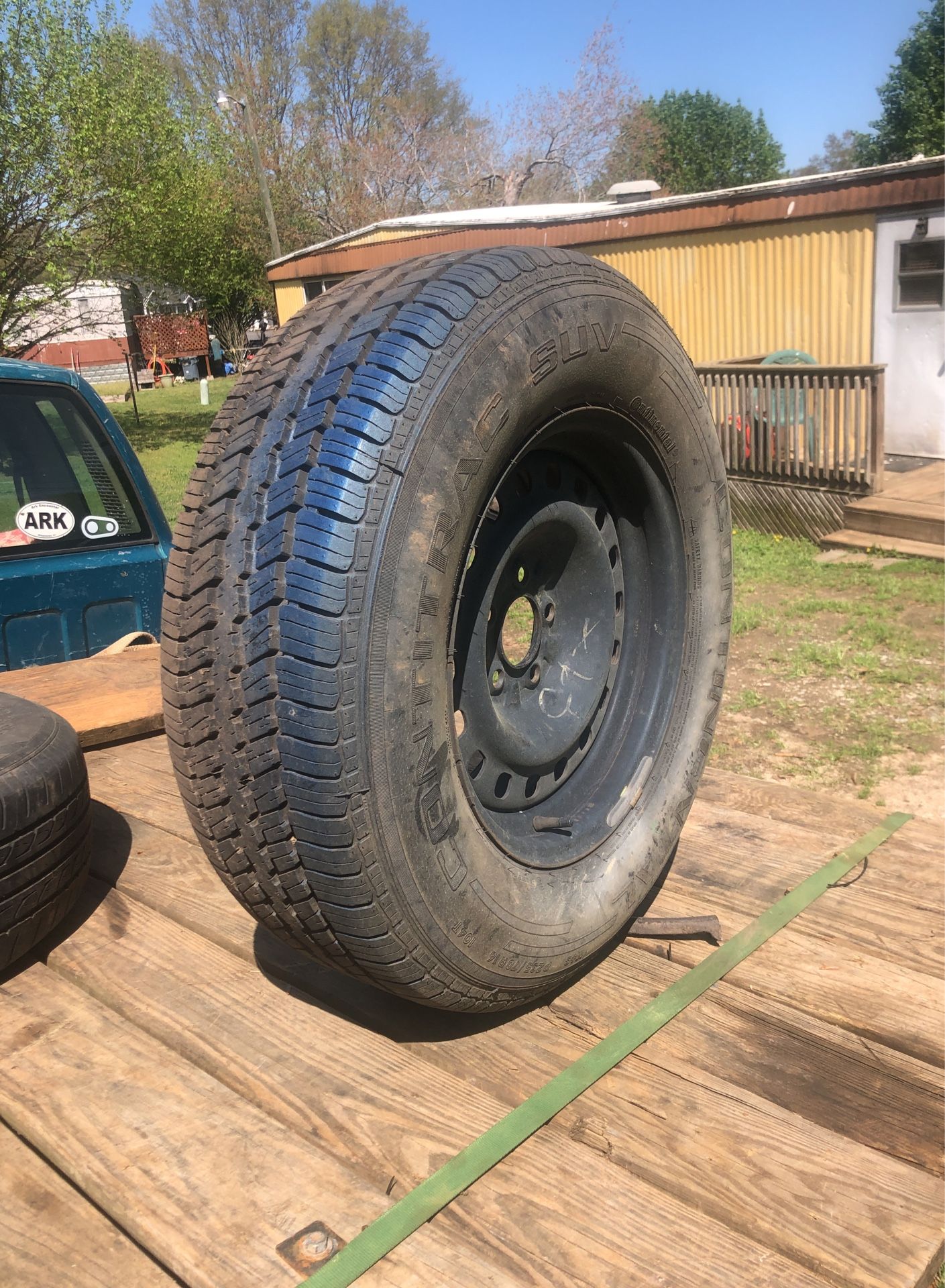 New Continental SUV Tire 235/70R16