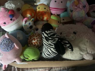 Assorted stuffies